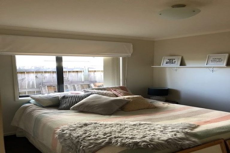 Photo of property in 36 Greig Place, Pukekohe, 2120