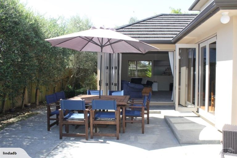 Photo of property in 14 Shalimar Place, Huntington, Hamilton, 3210