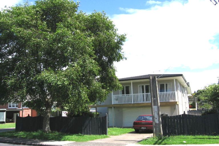Photo of property in 2/78 Sylvia Road, Hillcrest, Auckland, 0627