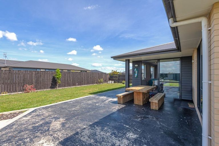 Photo of property in 15 George Street, Bulls, 4818