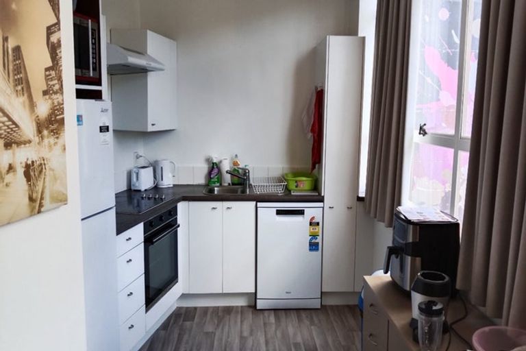 Photo of property in Hume House, 18/152u The Terrace, Wellington Central, Wellington, 6011