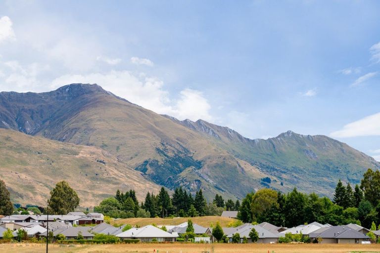 Photo of property in 5 Keown Street, Wanaka, 9305