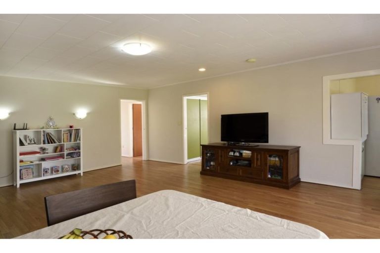 Photo of property in 2/11 Manson Avenue, Stoke, Nelson, 7011