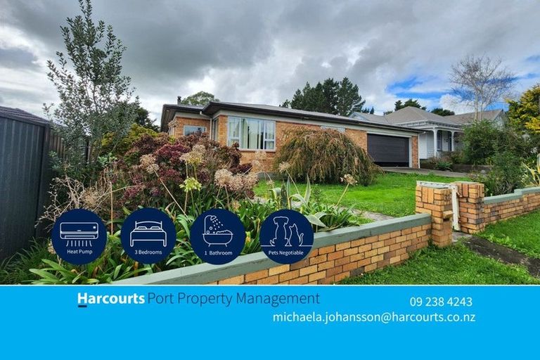 Photo of property in 32 Victoria Avenue, Waiuku, 2123