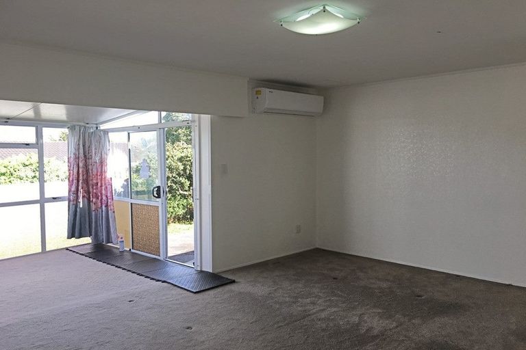 Photo of property in 2/349 Pakuranga Road, Pakuranga Heights, Auckland, 2010