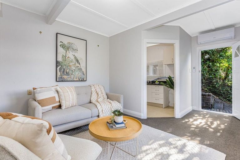 Photo of property in 196 Evans Bay Parade, Roseneath, Wellington, 6021