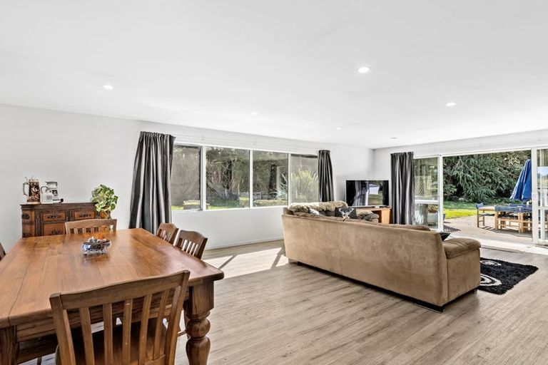 Photo of property in 36 Bridge Street, Coalgate, 7673