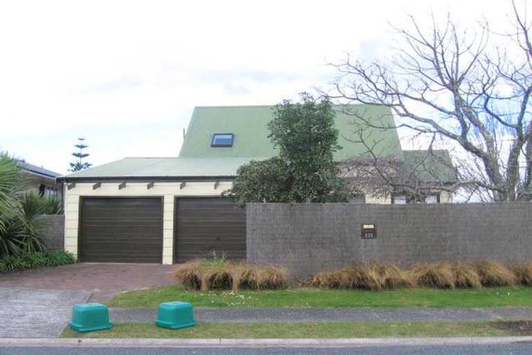 Photo of property in 131 Bruce Wallace Place, Whangamata, 3620