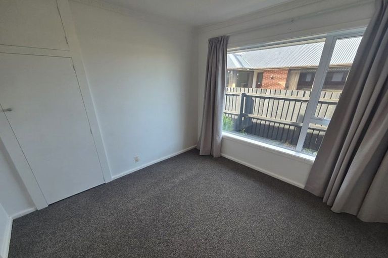 Photo of property in 42 Waratah Street, Avondale, Christchurch, 8061