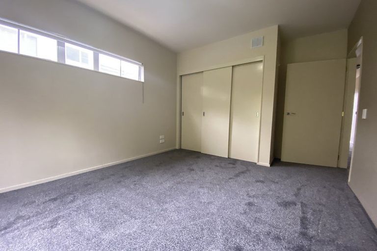 Photo of property in Monterey Apartments, 16/232 Middleton Road, Glenside, Wellington, 6037