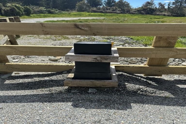 Photo of property in 46 Seddons Tce Road, Ruatapu, Hokitika, 7883