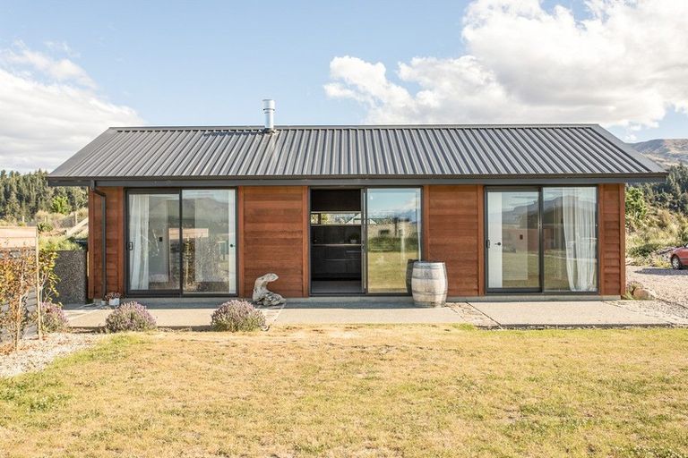 Photo of property in 11 Jackson Rise, Luggate, Cromwell, 9383
