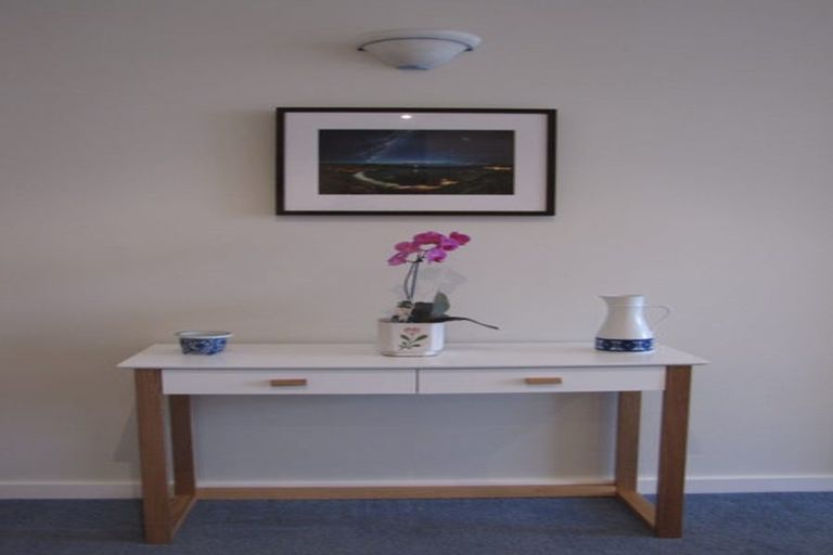 Photo of property in 37u8 Majoribanks Street, Mount Victoria, Wellington, 6011