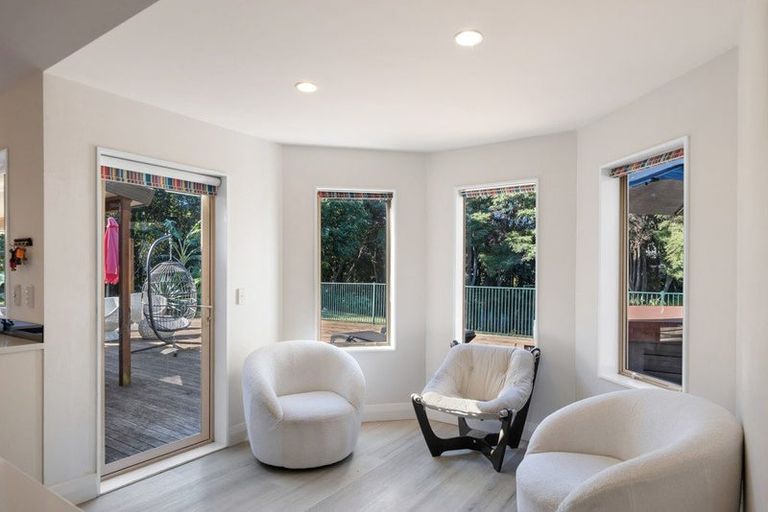 Photo of property in 60 Langdale Avenue, Paraparaumu, 5032