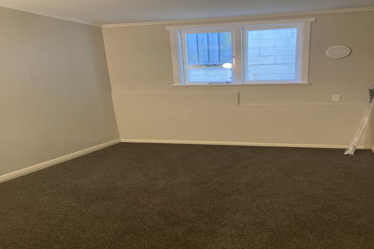 Photo of property in 134 Mitchell Street, Brooklyn, Wellington, 6021