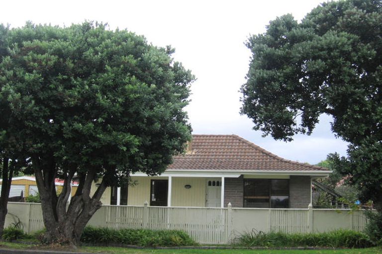Photo of property in 136 Manly Street, Paraparaumu Beach, Paraparaumu, 5032