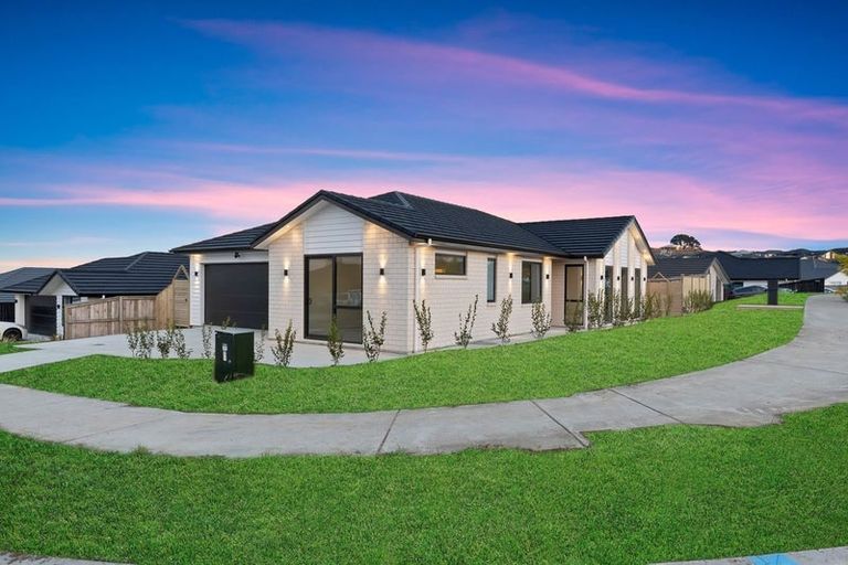 Photo of property in 1 Bathurst Crescent, Pokeno, 2402