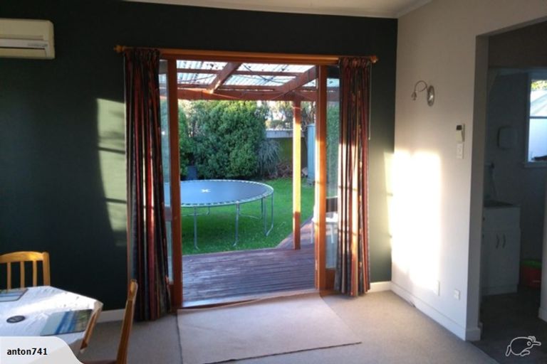 Photo of property in 255 Centaurus Road, Saint Martins, Christchurch, 8022