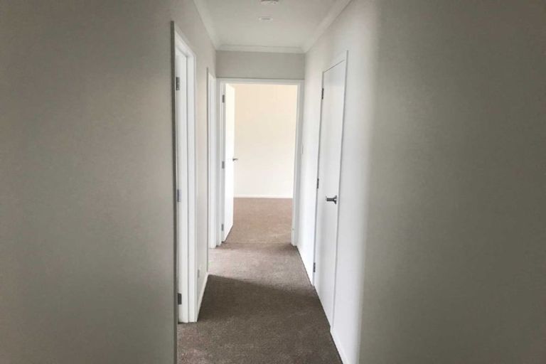 Photo of property in 15 Perla Road, Pukekohe, 2120