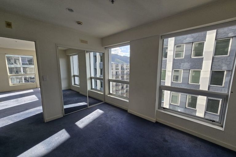 Photo of property in Terrace Heights Apartments, 9b/163 The Terrace, Wellington Central, Wellington, 6011