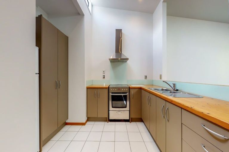 Photo of property in 233 Ohiro Road, Brooklyn, Wellington, 6021