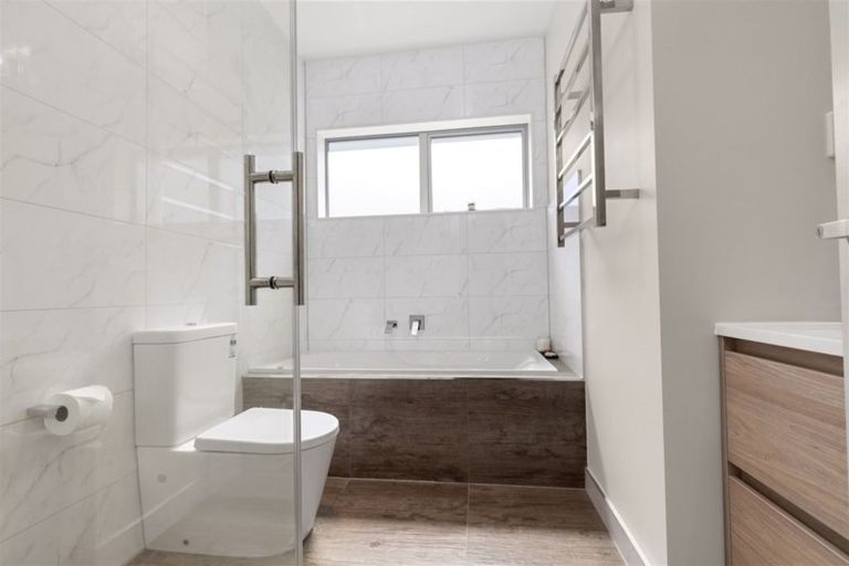 Photo of property in 8 Kaipuke Crescent, Gulf Harbour, Whangaparaoa, 0930