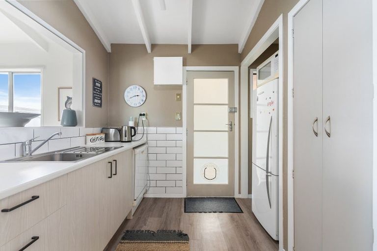 Photo of property in 104 Mayfair Avenue, Whangamata, 3620