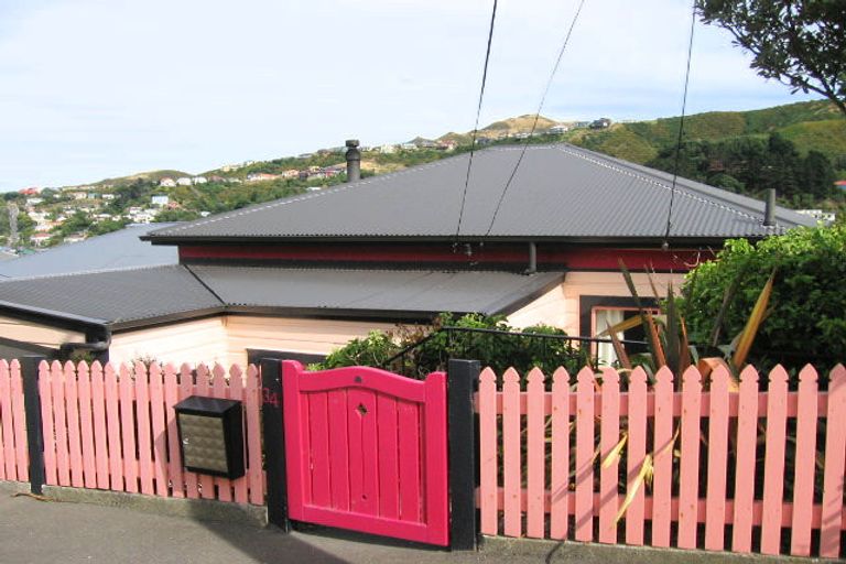 Photo of property in 34 Tiber Street, Island Bay, Wellington, 6023