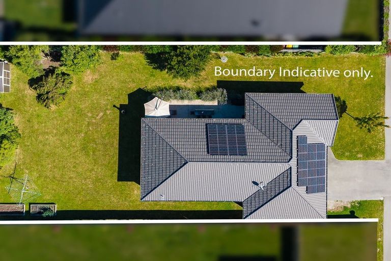 Photo of property in 17 Eric Batchelor Place, Waimate, 7924