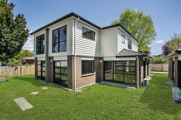 Photo of property in 8c Mahon Place, Papatoetoe, Auckland, 2025
