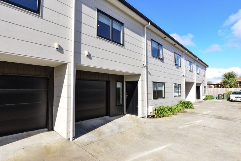 Photo of property in 90u2 Carrington Avenue, Silverdale, Hamilton, 3216
