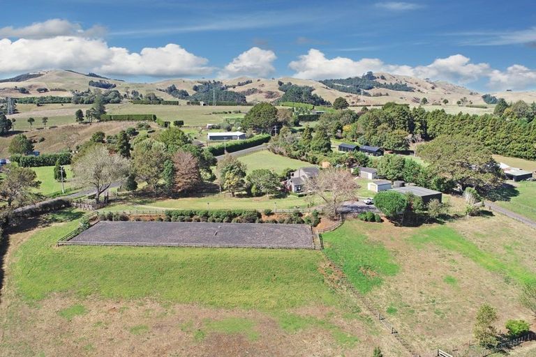 Photo of property in 214 Razorback Road, Bombay, Pokeno, 2472