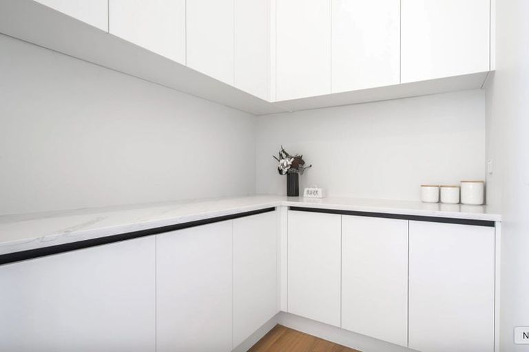 Photo of property in 17 Awanui Road, Red Beach, 0932