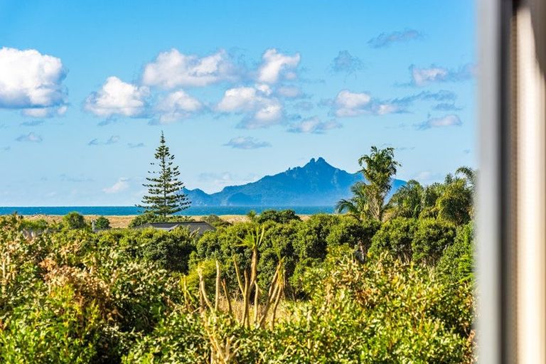 Photo of property in 381 Cove Road, Waipu, 0582