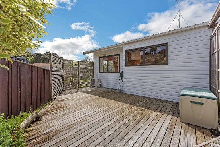 Photo of property in 69 Spence Road, Henderson, Auckland, 0612