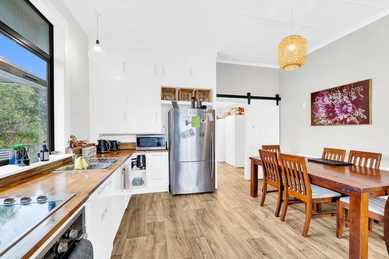 Photo of property in 358 Pounawea Road, Owaka, 9585