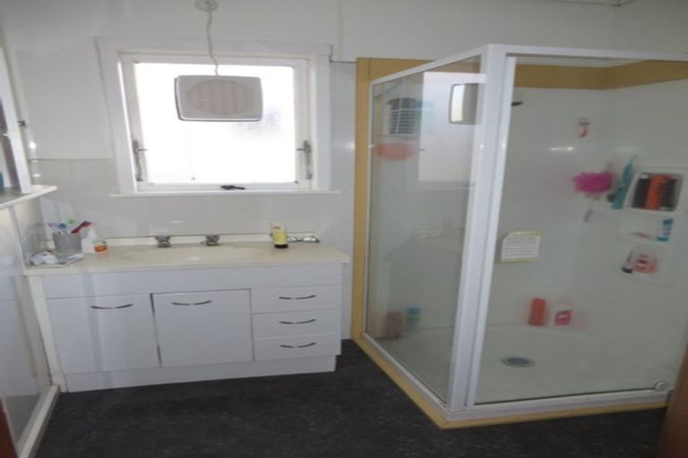 Photo of property in 30g Hogan Street, Hamilton East, Hamilton, 3216