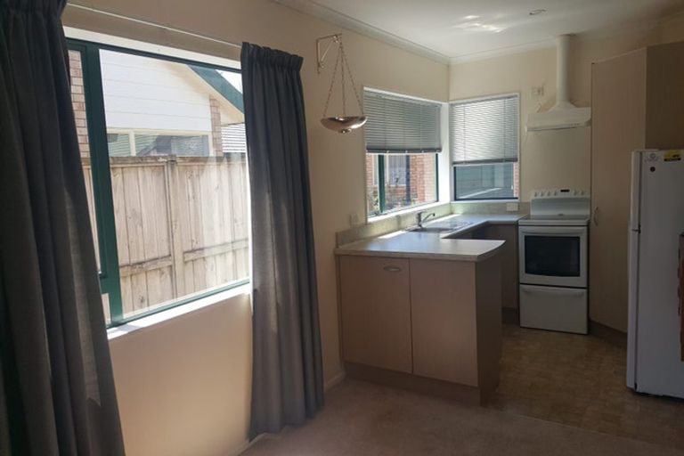 Photo of property in Miramar Villas, 13/6u Brussels Street, Miramar, Wellington, 6022