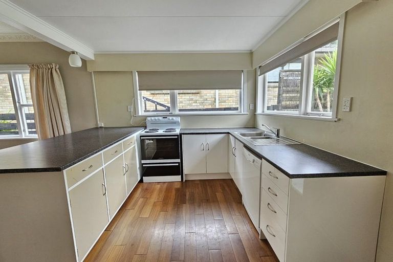 Photo of property in 12 Manly Street, Paraparaumu Beach, Paraparaumu, 5032