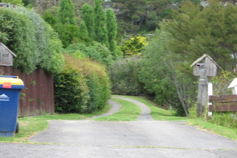 Photo of property in 2/42 Stanley Road, Glenfield, Auckland, 0629