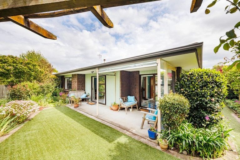 Photo of property in 9 Baton Place, Highbury, Palmerston North, 4412