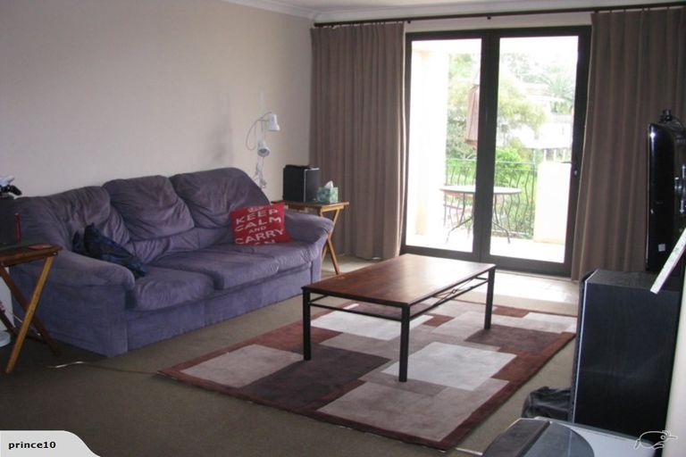 Photo of property in 18/8 Monte Cassino Place, Birkdale, Auckland, 0626