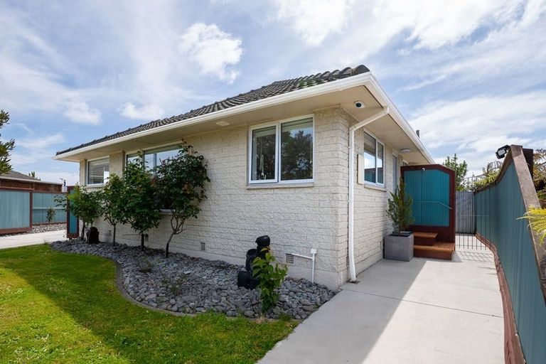 Photo of property in 5 Silverwood Place, Hornby, Christchurch, 8042