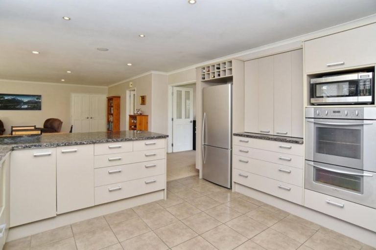 Photo of property in 8 James Drive, Woodend, 7610