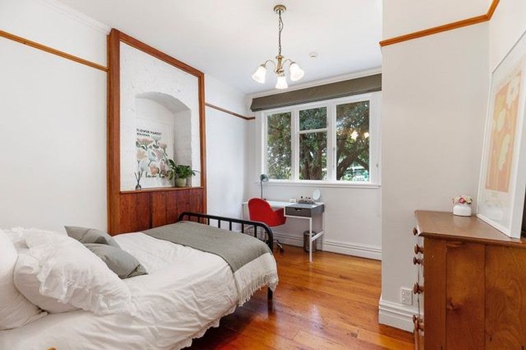 Photo of property in 149 Wallace Street, Mount Cook, Wellington, 6021