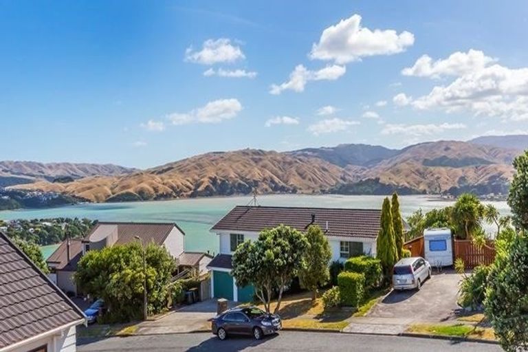 Photo of property in 24 Mercury Way, Whitby, Porirua, 5024