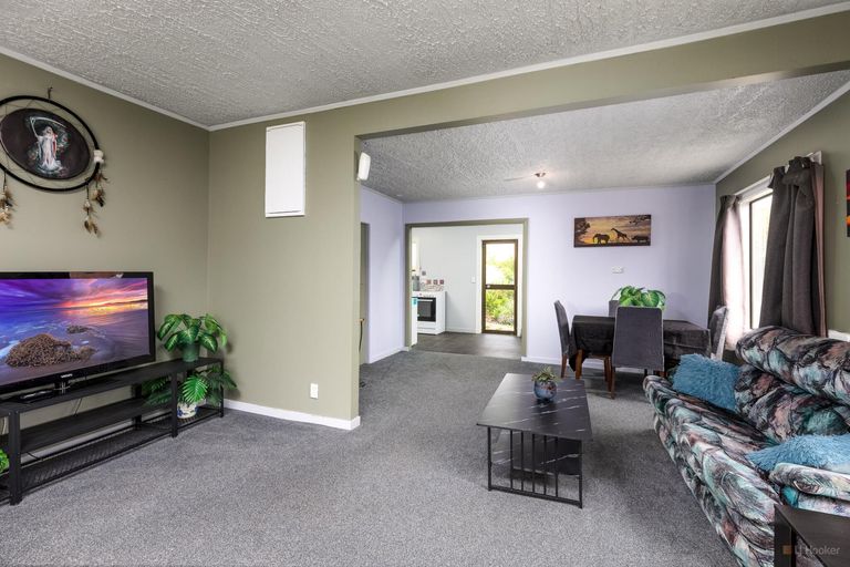 Photo of property in 12 James Street, Waimate, 7980