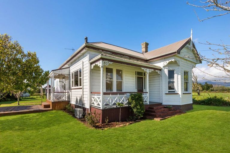 Photo of property in 21 Simmond Road, Karamu, Hamilton, 3285