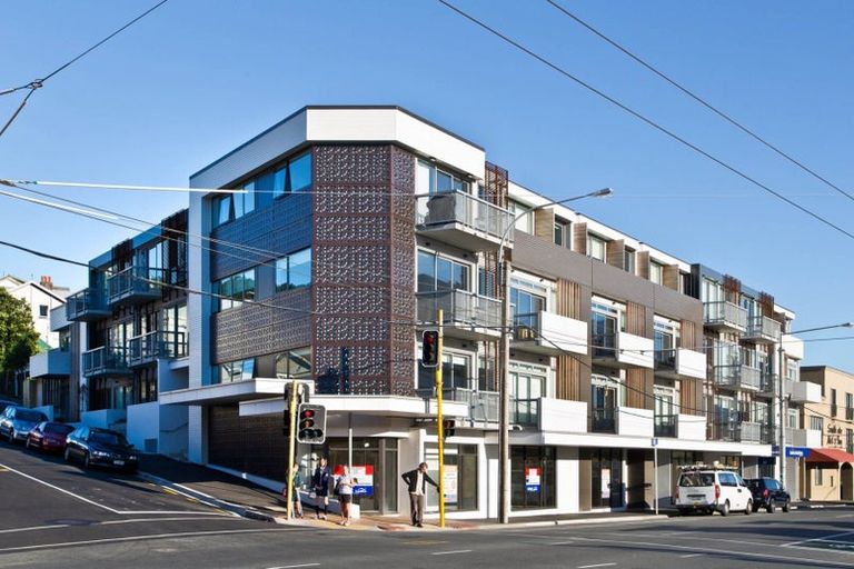 Photo of property in Masina Apartments, 204/80 Riddiford Street, Newtown, Wellington, 6021