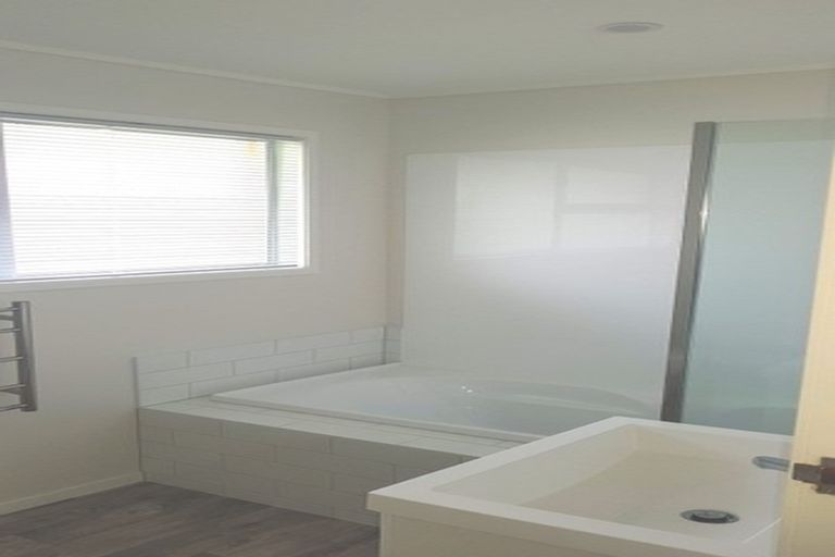 Photo of property in 20 Stanaway Street, Hillcrest, Auckland, 0627